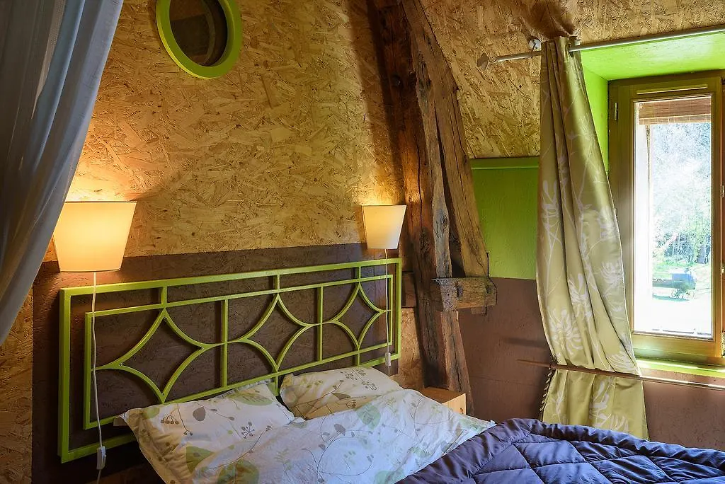 Le Moulin Berthon Bed & Breakfast Vernusse 3*,