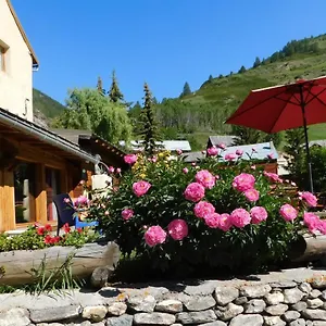 https://la-ptite-auberge.fr-provencehotel.com