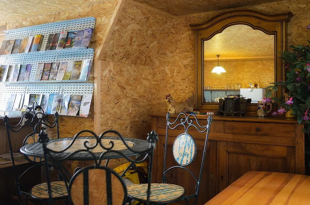 Le Moulin Berthon Bed and Breakfast Vernusse 3*,