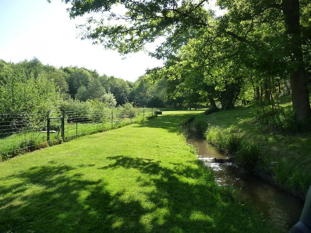 Le Moulin Berthon Bed and Breakfast Vernusse Bed & Breakfast